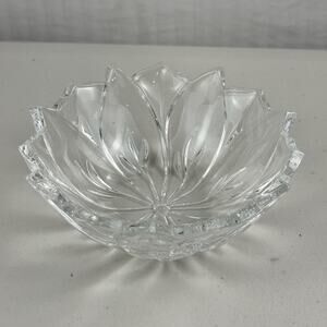Crystal Marquis by Waterford Winter Celebration Crystal Poinsettia Bowl F49297-1